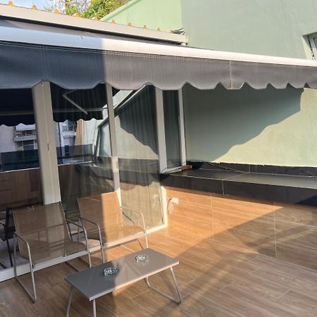 Luxury Apartment At Condor Center Тирана Экстерьер фото
